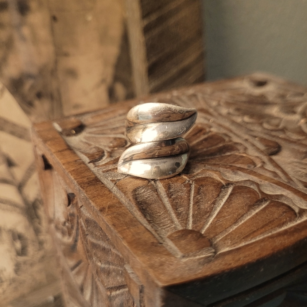 James Avery Leaf Ring (retired)